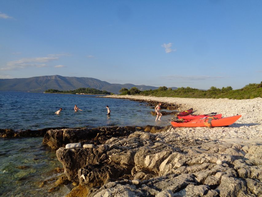 Lumbarda - Sunset Kayak Tour with a Picnic - Wine and Sweets - A monastery, island quiet, and wild deer