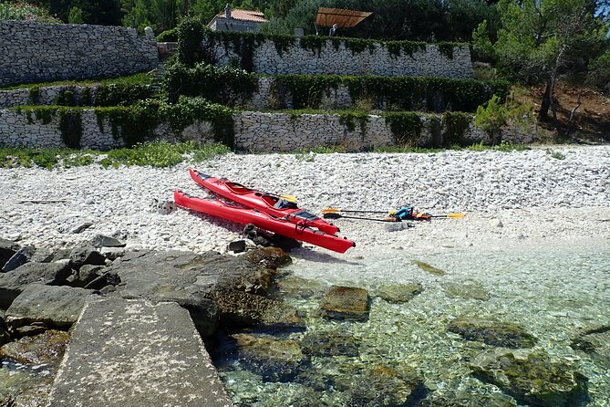 Lumbarda-Sunset Kayaking Experience with picnic: Wine and Sweets - How much value you get for $78.44