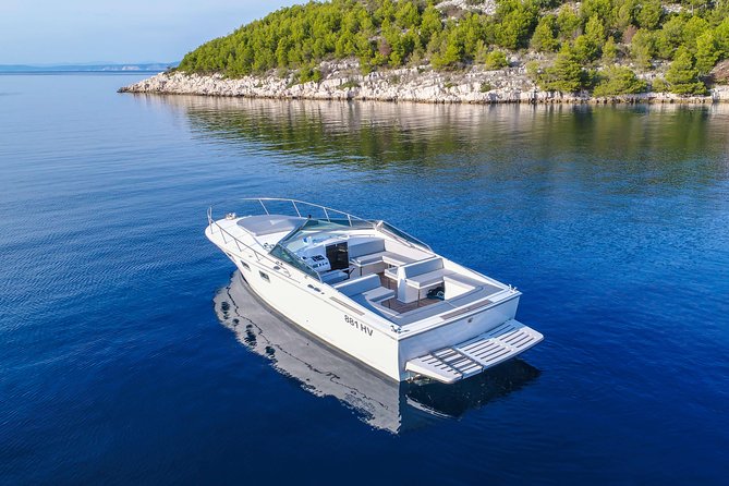 Luxury Blue and Green Cave private tour - Who will enjoy this Hvar boat tour most