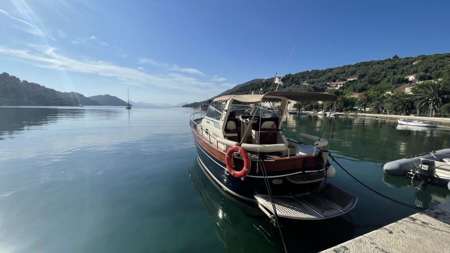 Luxury Private Boat Tour to Elaphiti Islands (4 hours) - Is $589 good value for two people?