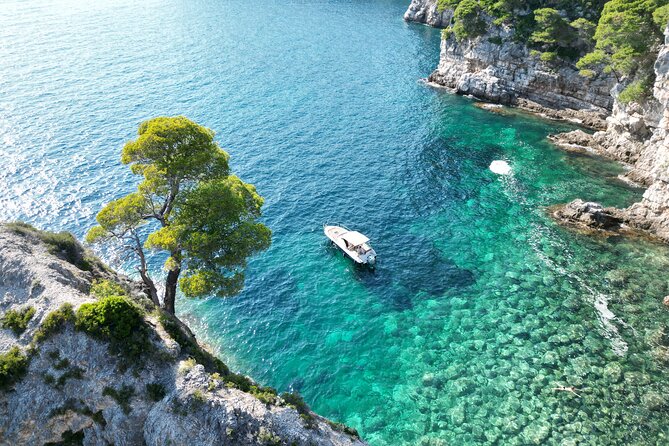 Luxury Private Speedboat Tour Islands & Blue Cave - The Elaphiti Islands and the pull of the open sea
