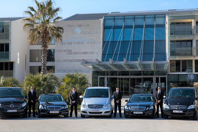 Luxury private transfer: Dubrovnik airport to Dubrovnik - A direct 45-minute to 90-minute ride