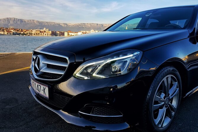 Luxury private transfer: Dubrovnik to Dubrovnik airport - The Mercedes vehicles and luggage