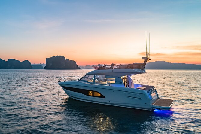 Luxury sunset cruise in Dubrovnik - Seeing Dubrovnik from the Adriatic
