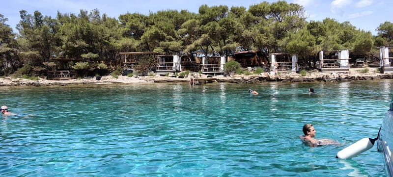 Makarska: 3-island Speedboat Cave & Blue Lagoon Tour - Who will enjoy this most