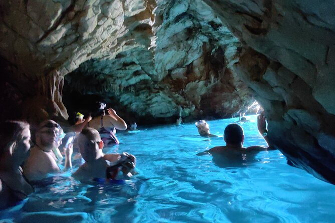 Makarska: 3 Island Speedboat Tour with Little Blue Cave & Lagoon - Key points at a glance