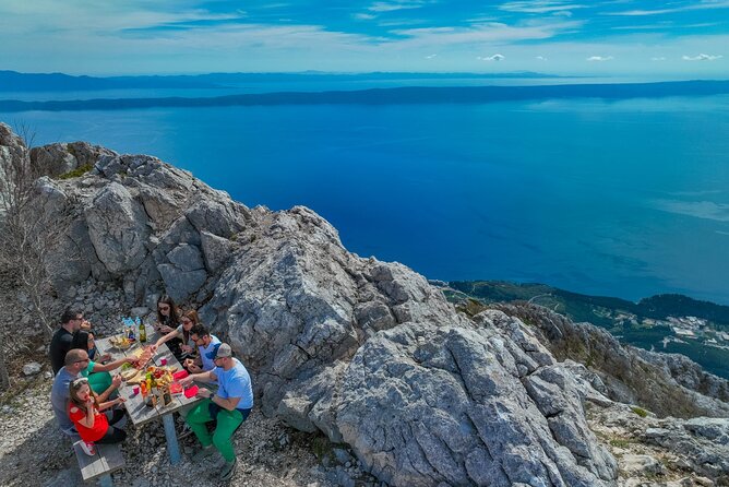 Makarska: Baggy Skywalk & Biokovo viewpoint Tour - The 850-meter viewpoint gives you a quick coastal introduction
