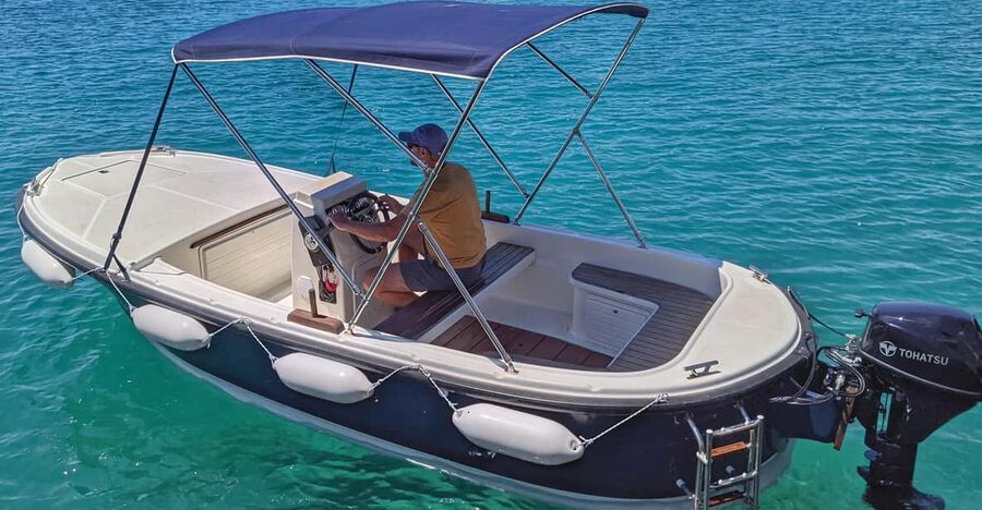 Makarska: Discover coastal area with Betina 500 - Following the mainland coast from Vruja to Podgora