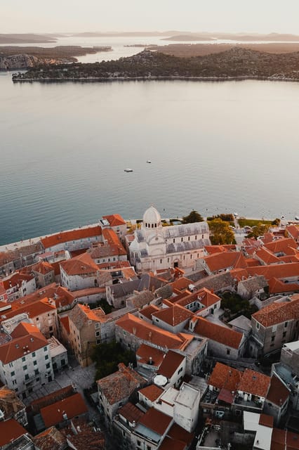 Makarska: Krka National Park Day Trip with Šibenik Visit - How the three-hour park visit feels