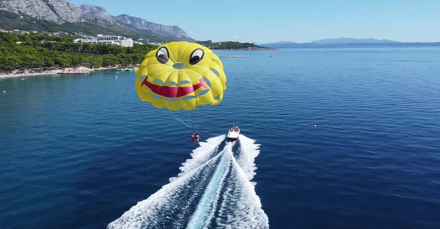 Makarska: Parasailing Experience - MPL Nautika - Five minutes at 100 meters or 15 minutes at 700 meters