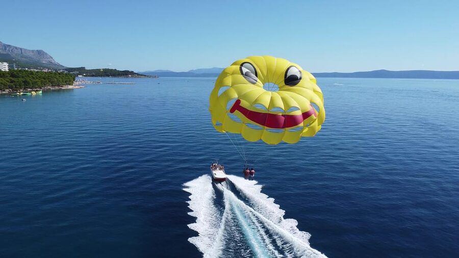 Makarska: Parasailing Experience - MPL Nautika - What the $47 price includes