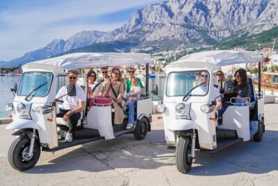 Skywalk Tour with a Tuk Tuk – Skip the line ticket