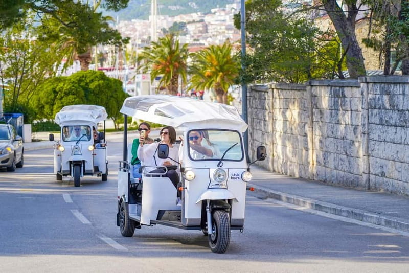 Makarska: Skywalk Tuk-Tuk Tour with Skip-the-Line Ticket - Stop 1: entering Biokovo Nature Park