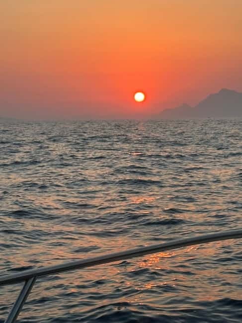 Makarska: Sunset private boat tour from Makarska - What the Private Format Really Adds
