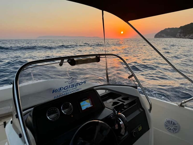Makarska: Sunset private boat tour from Makarska - The 10-Minute Coastal Speedboat Ride