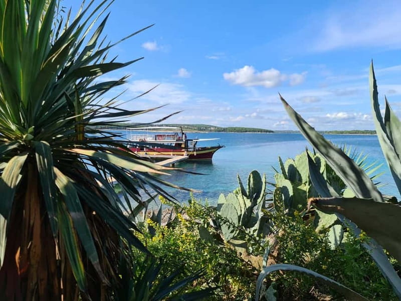 Medulin: Boat Cruise to Kamenjak/Ceja with Lunch and Drinks - Should you book the Sandra cruise?