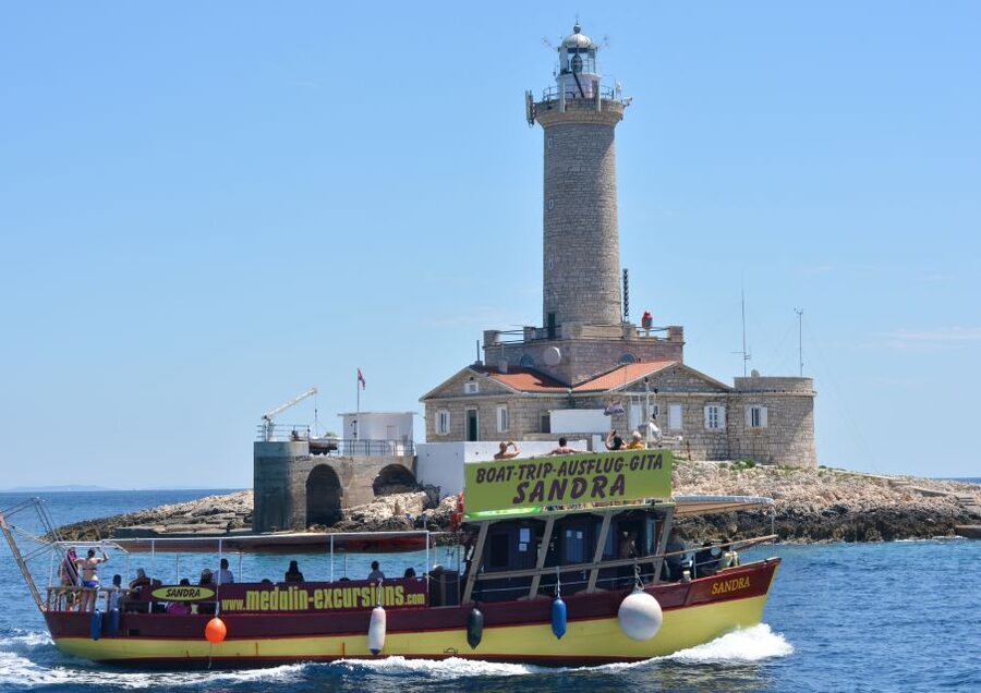 Medulin: Boat Cruise to Kamenjak/Ceja with Lunch and Drinks - Two hours to swim and relax at Ceja Island