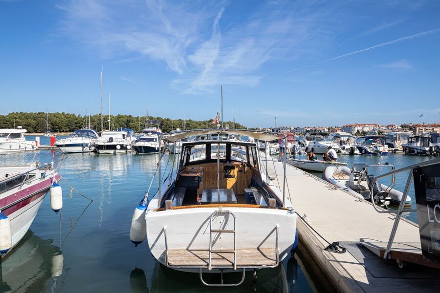 Medulin: Private Boat Tour with Captain - Six hours from Medulin to Cape Kamenjak