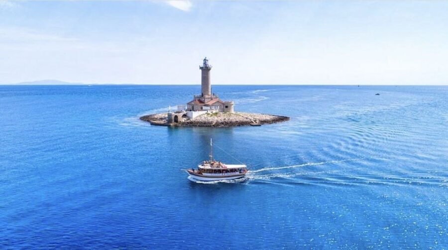 Medulin: Private Boat Tour with Captain - What the private format adds