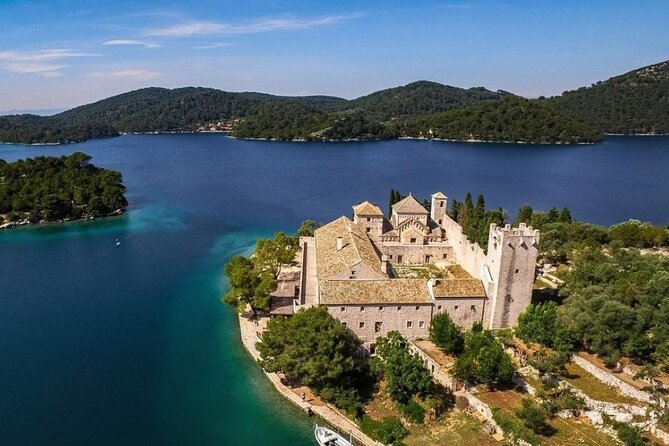 Mljet National Park trip - Pure Nature & Island Escape - A short stop at Prapratno Beach