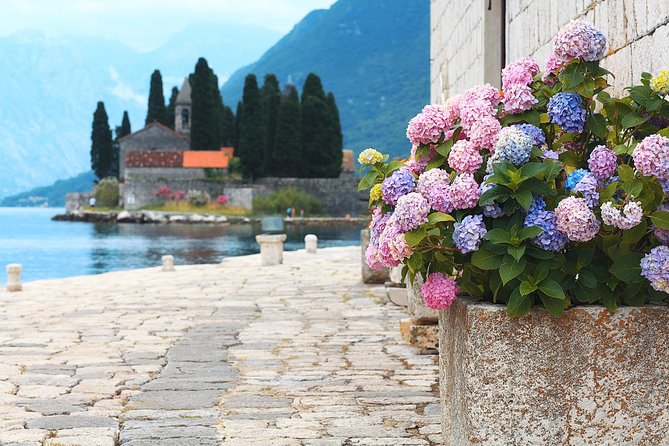 Montenegro Bay Cruise with Lunch on the Boat day trip - Lunch on the larger boat