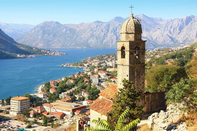 Montenegro: Bay of Kotor Day Trip from Dubrovnik English -Español - Early Pickup and the Croatia Montenegro Border