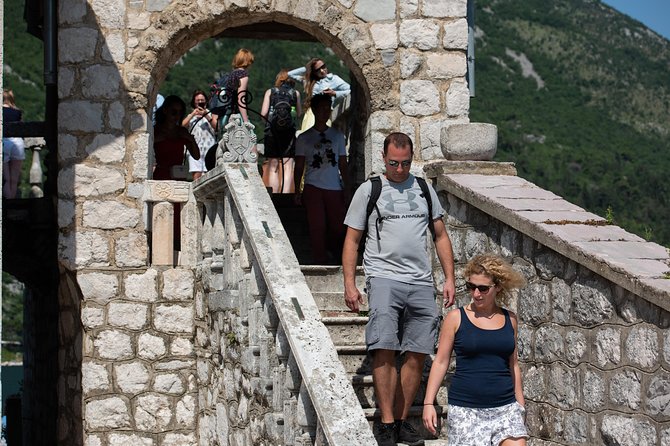 Montenegro: Bay of Kotor Day Trip from Dubrovnik English -Español - What the $66.37 Price Really Buys
