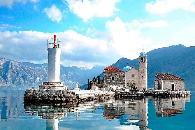 Montenegro & Bosnia in 1day: 2 Countries Day Tour from Dubrovnik - Along the Bay of Kotor to Perast