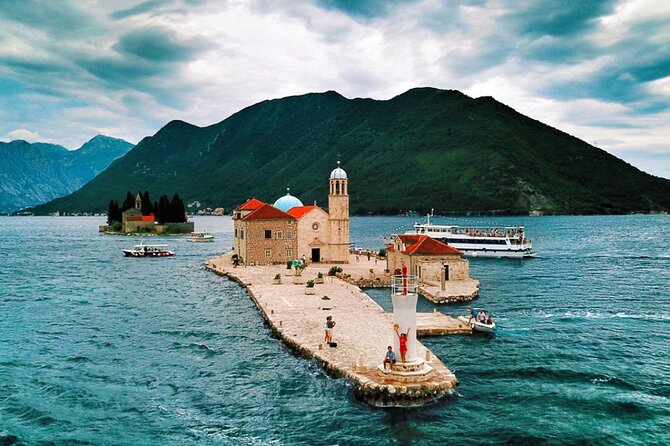 Montenegro full-day tour - Perast: 45 minutes by the Bay of Kotor