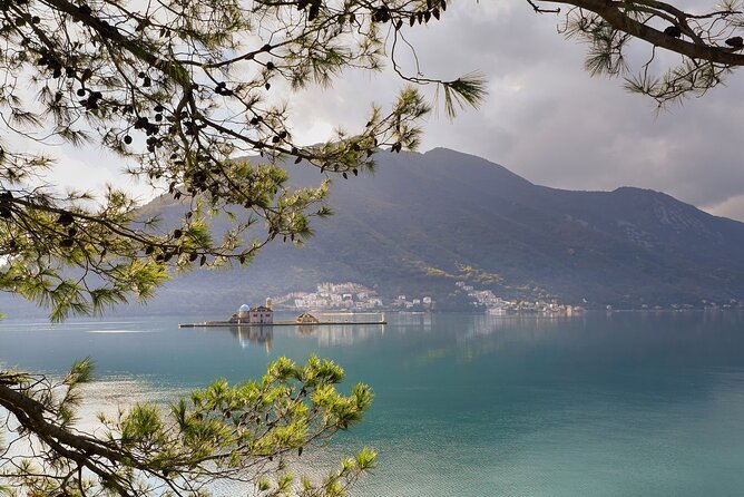 Montenegro Full Day Trip from Dubrovnik (small group) - Who should book this experience