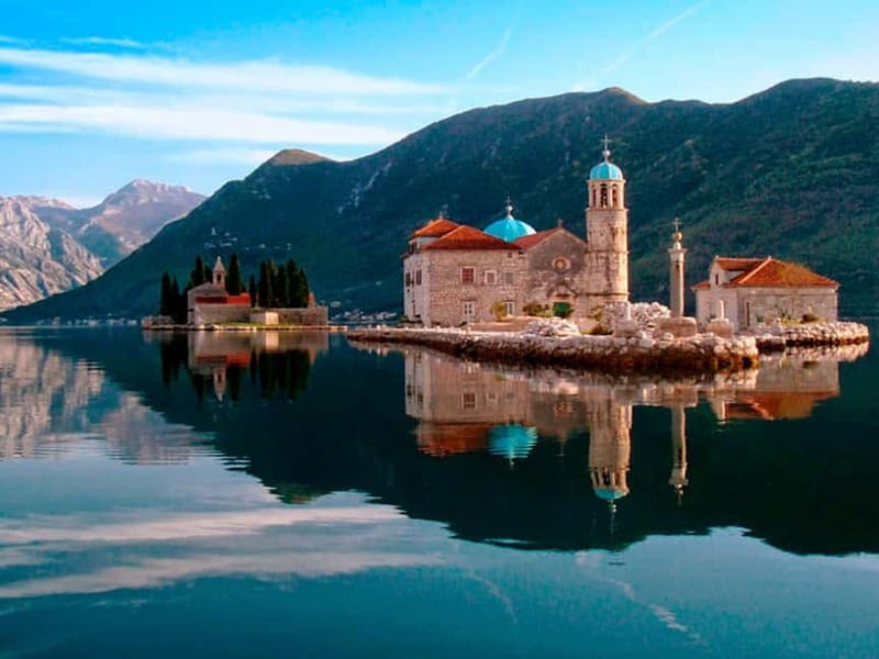 Montenegro Tour with Optional Kotor Bay Boat Cruise - Perast: Baroque Houses Beside the Bay