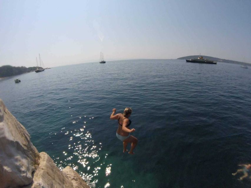 Morning Split Sea Kayaking Tour - Key points at a glance