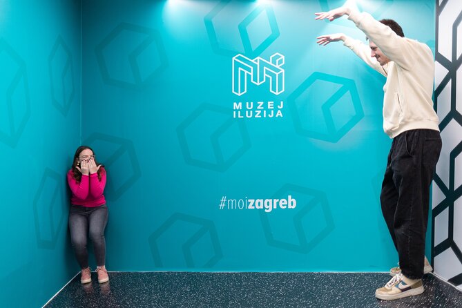 Museum of Illusions Zagreb - Start with the biggest photo opportunities