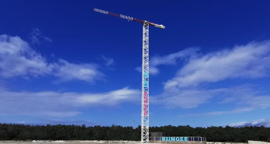 Novalja: Zrce Beach Bungee Jumping Experience - The leap from 55 meters above the sea