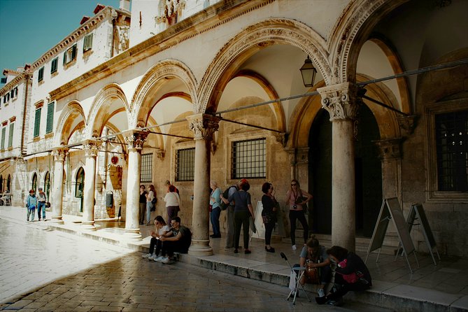 Old Town Secrets Walking Tour - Luza Square: politics, ceremony, and city rivalry