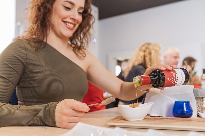 Olive Oil Guided Tasting and History in Pula - Timing, group size, and practical details
