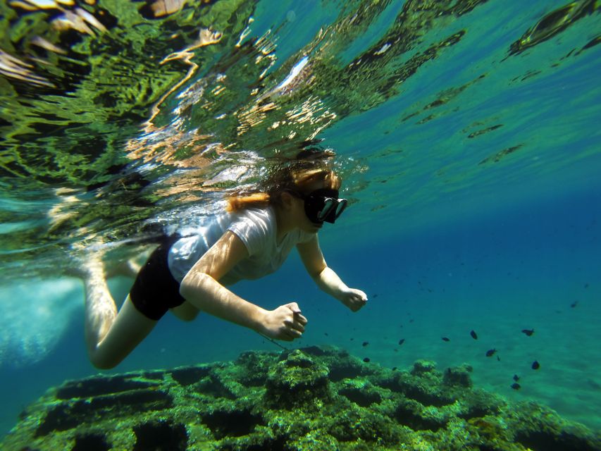 Omiš: Kayaking and Snorkeling Tour - The briefing and first paddle