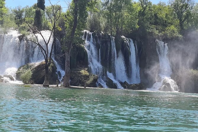 Over the Bridge to the Falls (Mostar) - Guide service and group size