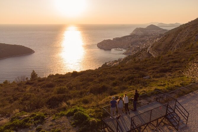 Panoramic Sunset Hike - A private viewpoint away from the main crowd
