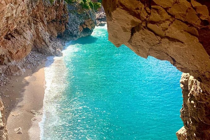Picnic on Croatian Secret Beach - The walk down: safe, steep, and worth taking seriously