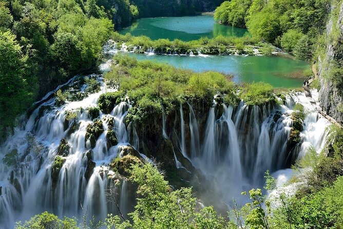 Plitvice Lakes Day Tour from Rijeka, Simple & Safe - Choosing between the 4-kilometer B route and 8-kilometer C route