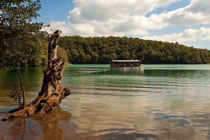 Plitvice Lakes Guided Tour - Small groups and the personal feel