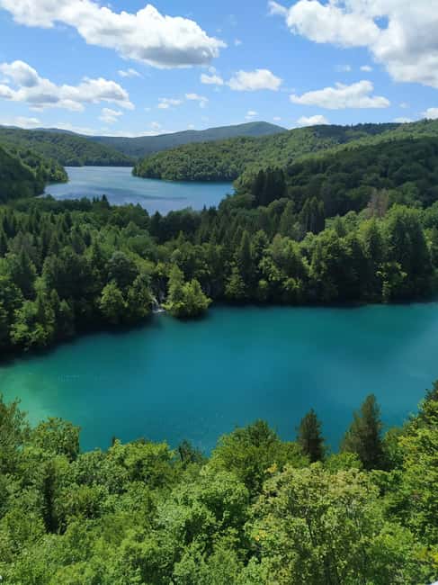 Plitvice Lakes: Guided Walking Tour with Train and Boat Ride - What the guides add