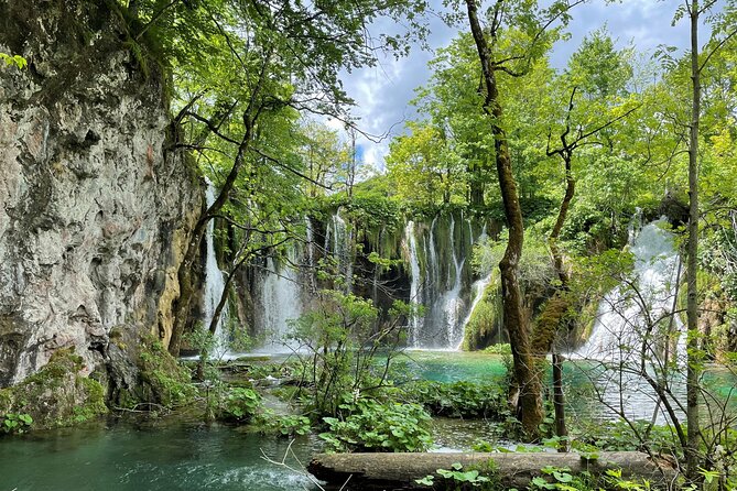 Plitvice Lakes with Ticket & Rastoke Guided Tour from Zagreb - Rastoke and its water-powered village