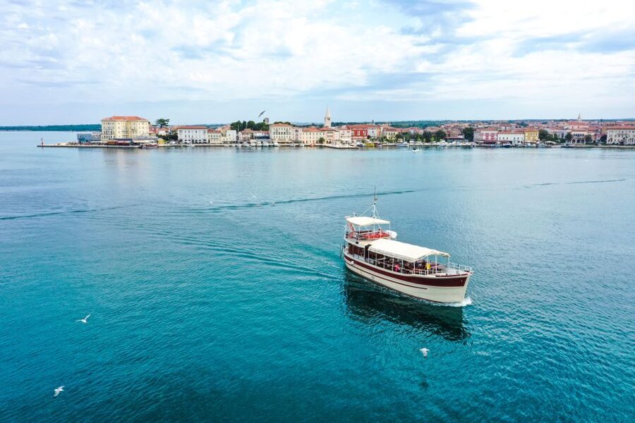 Poreč: Dolphin Spotting Cruise with Included Drinks - A Practical Value Check at $35
