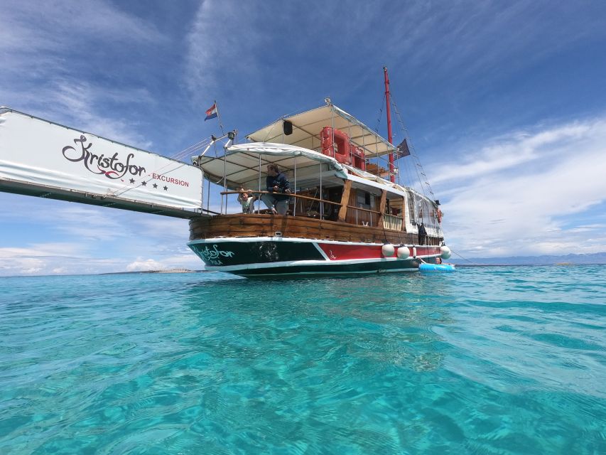 Poreč: Evening Boat Trip to Discover Dolphins - Who will enjoy the Kristofor cruise most?