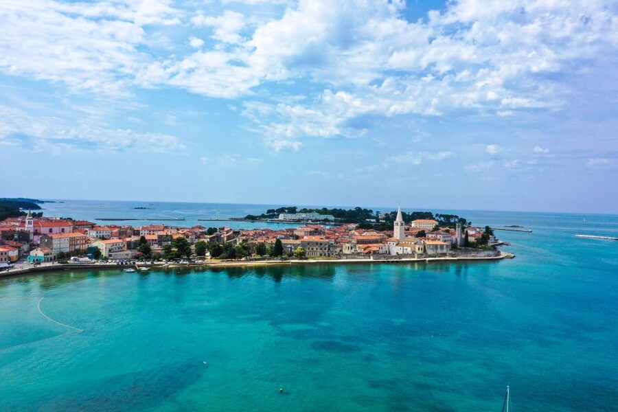 Poreč: Panoramic Morning Cruise Among 20 Islands with Drinks - Dolphin watching, with realistic expectations