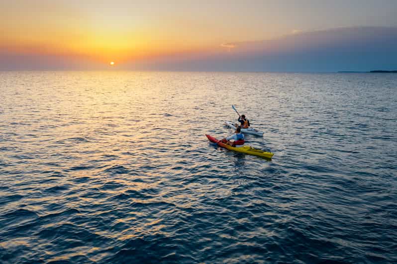 Poreč: Sea Kayaking Sunset Tour - Why Poreč looks different from a kayak