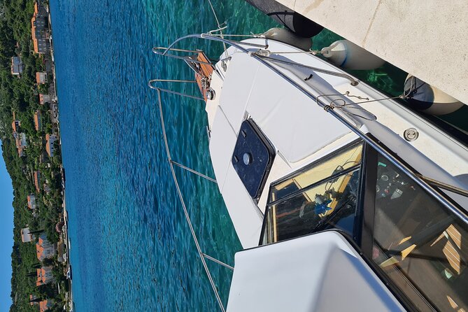 Private boat tour - caves, snorkeling, bays and beaches - Is $263 a good price for the group?