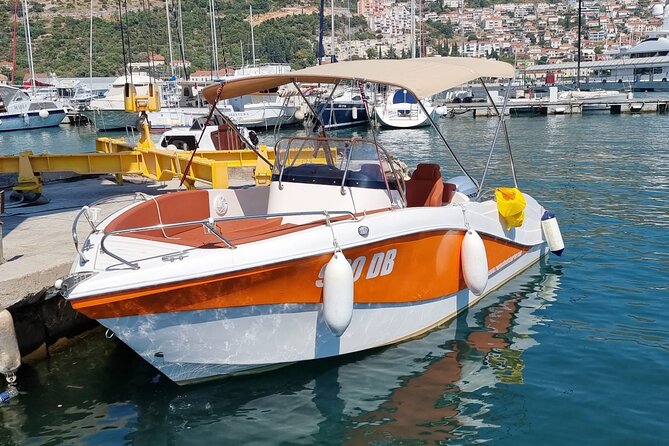 Private Boat Tour from Dubrovnik to Elaphiti Islands - Sipan’s Sudurad village or Green Cave